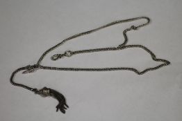 A VICTORIAN ALBERTINA POCKET WATCH CHAIN