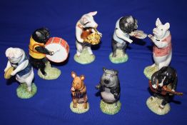 A COLLECTION OF BESWICK 'PIG PROMENADE' FIGURES, SOME BOXED (8)
