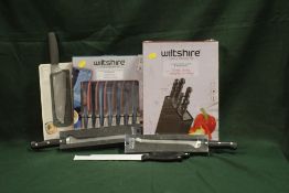 A COLLECTION OF MODERN BOXED KITCHEN KNIVES TO INCLUDE M&S AND WILTSHIRE EXAMPLES