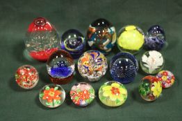 A COLLECTION OF STUDIO GLASS PAPERWEIGHTS