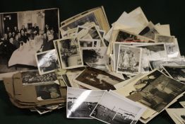A COLLECTION OF VINTAGE AND ANTIQUE BLACK AND WHITE PHOTOGRAPHS AND POSTCARDS ETC