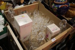 A TRAY OF ASSORTED GLASSWARE TO INCLUDE CAITHNESS, CUT GLASS DECANTERS ETC.