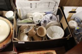 A BOX OF ASSORTED CERAMICS TO INCLUDE JELLY MOLDS