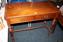 A SMALL EDWARDIAN MAHOGANY TWO DRAWER WASH STAND, W 91 cm