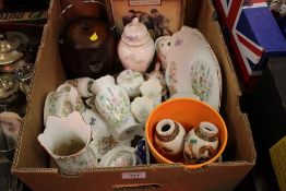 A TRAY OF AYNSLEY CERAMICS TOGETHER WITH AN OAK BISCUIT BARREL ETC.
