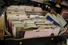 A TRAY OF ASSORTED 7