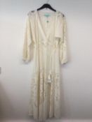 MELISSA ODABASH - a ladies white overthrow dress, one size