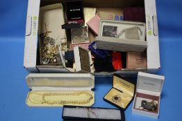 A BOX OF ASSORTED COSTUME JEWELLERY