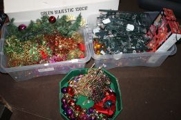 A QUANTITY OF CHRISTMAS DECORATIONS