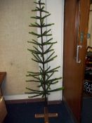 A RETRO, VINTAGE, TRADITIONAL CHRISTMAS TREE