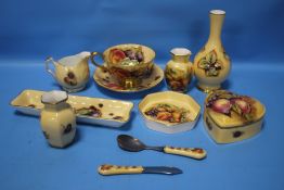 A COLLECTION OF AYNSLEY 