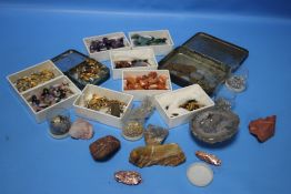 A BOX OF POLISHED STONES, A TIN OF SUNDRY COINS, MINOR COSTUME JEWELLERY ETC.