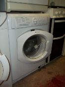 A HOTPOINT 8KG 1400 SPIN WASHER