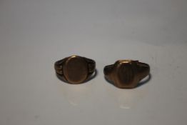 TWO 9 CT GOLD SIGNET RINGS A/F, W 8.6 g