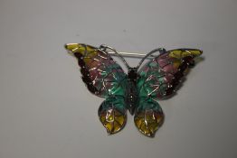 A LARGE SILVER PLIQUE-A-JOUR BUTTERFLY BROOCH /PENDANT SET WITH GARNETS AND MARCASITES