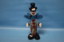 A MURANO GLASS CLOWN, H 27 CM
