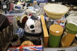 TWO TRAYS OF SUNDRIES TO INCLUDE TWO PLASTIC BARRELS, A MEAT JACK ETC