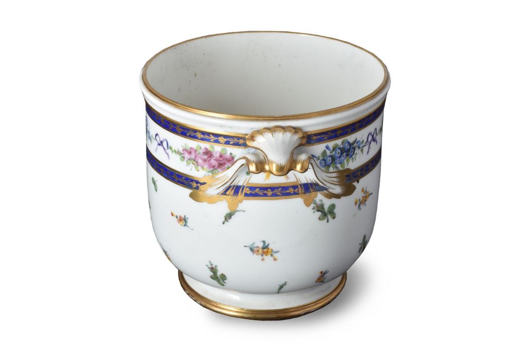 A Sevres seau a bouteille, circa 1780 - Image 2 of 4