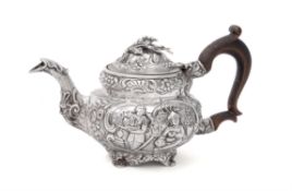 A late George III silver small tea pot by William Bennett