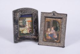 Y Indian School, Courting couple, watercolour on ivory, mounted in a silver frame