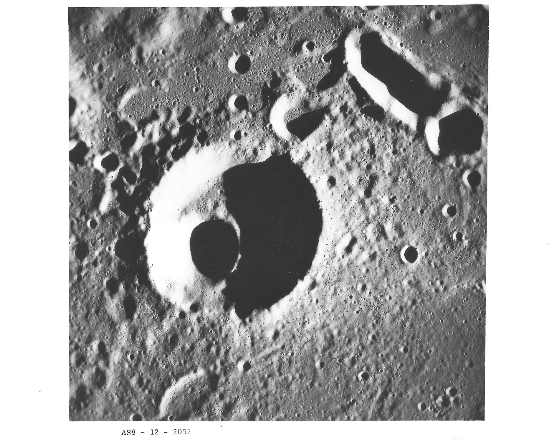 Apollo 8. Collection of lunar images - Image 5 of 8