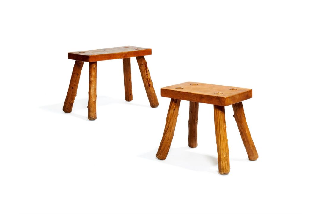 A graduated pair of elm 'rustic' stools