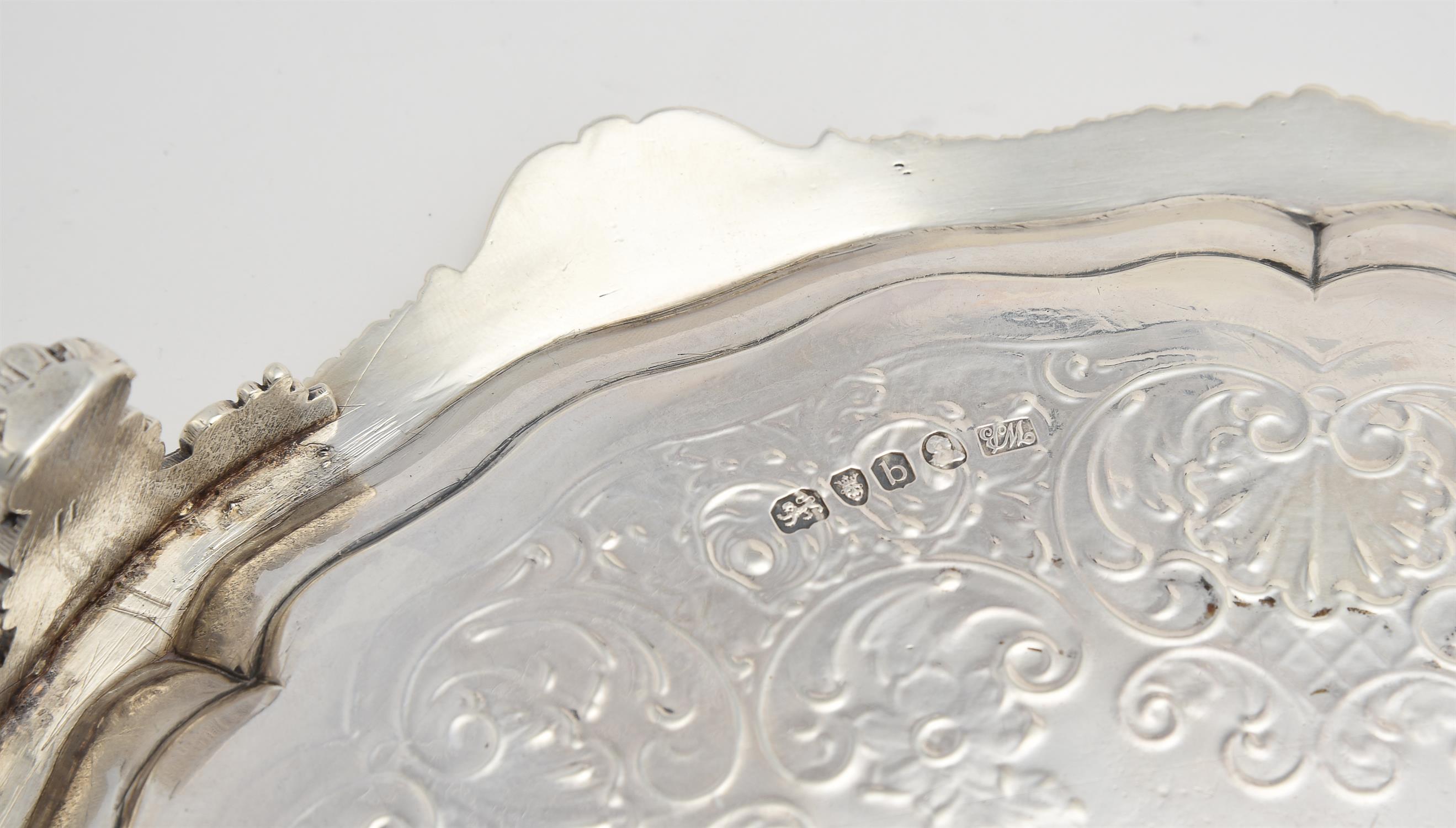 A late George III silver shaped circular salver by William Burwash - Image 3 of 3