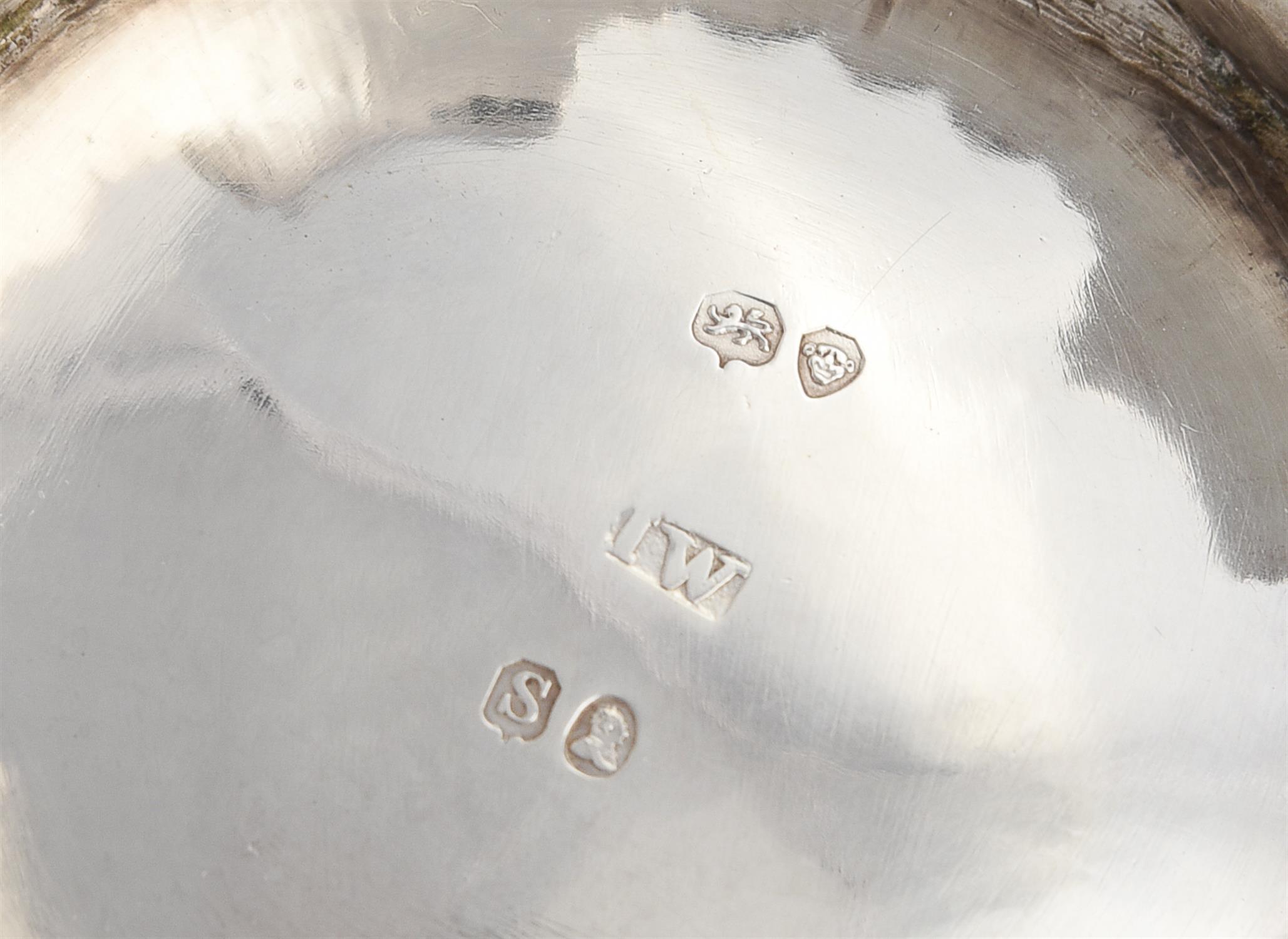 Y A William IV silver lobed circular three piece tea service - Image 6 of 6