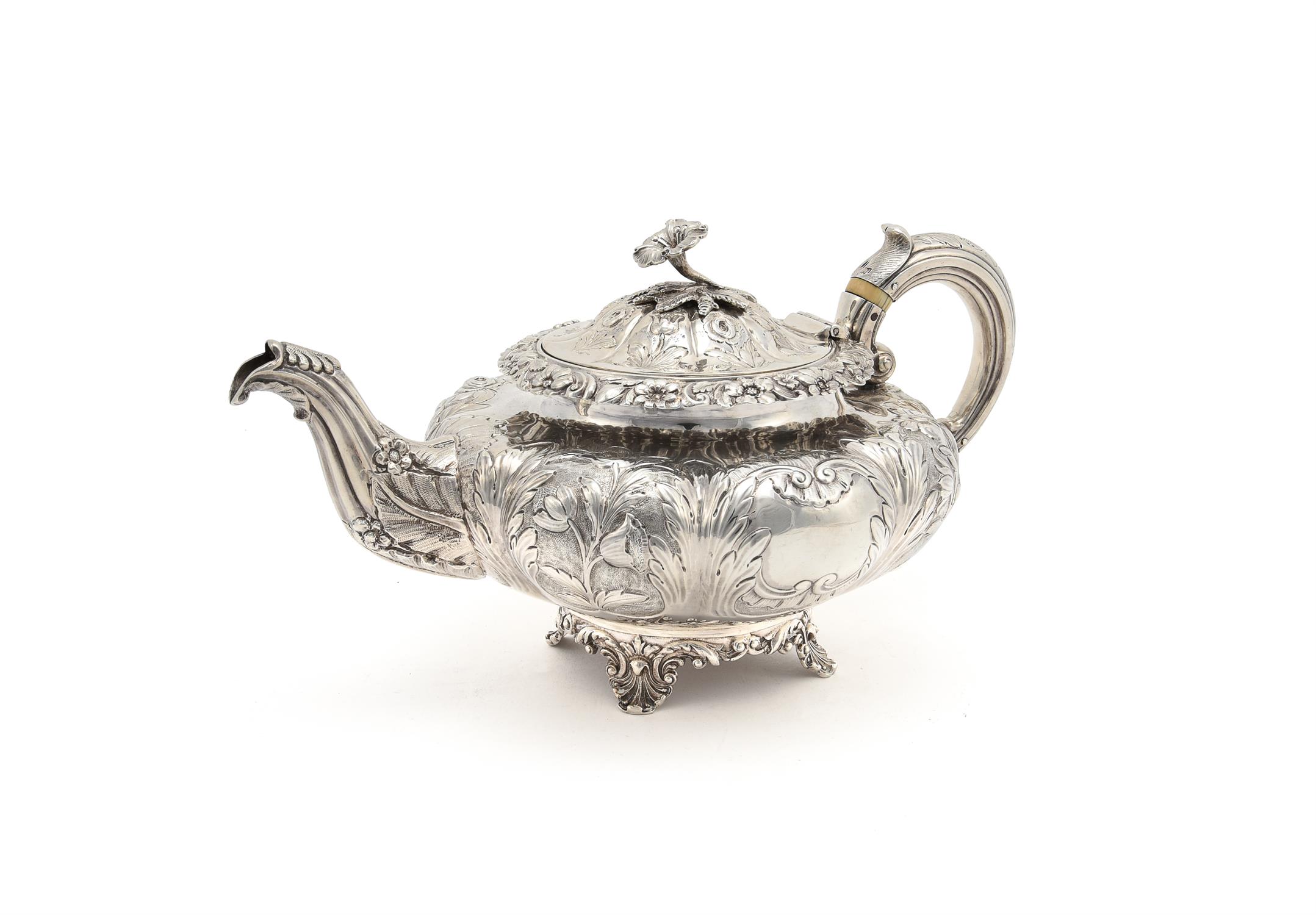 Y A William IV silver lobed circular three piece tea service - Image 2 of 6