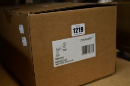 One boxed as new Crosswater Serene bath filler dual lever (MBSN322D).