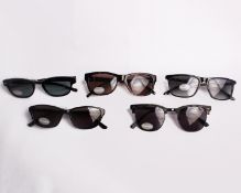 Five pairs of as new William Morris sunglasses.
