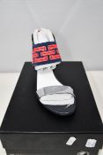 A pair of as new United Nude Raiko sandals (EU 38 - RRP £150).
