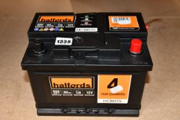 One Halfords HCB075 battery.