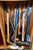 A quantity of sledge hammers, axes and related items to include one Fiskars X27 splitting maul and