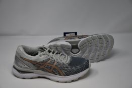 A pair of women's as new Asics Gel-Nimbus 22 Knit trainers (UK 6.5).