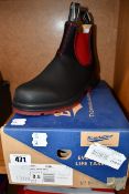 A pair of Blundstone unisex leather boots (1308) (UK 8.5).