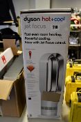 A Dyson Hot+Cool jet focus fan heater AM09 with box (Requires attention).