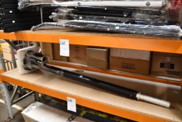 An as new Leica Geosystems electric mast (MPM70).