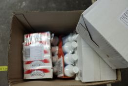 A quantity of mouthwash and toothpaste to include Colgate Peroxyl mouthwash (300ml), Corsodyl