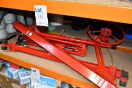 A pre-owned plasterboard/drywall lifter.