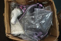 A large quantity of as new wellies (Some have scratches).