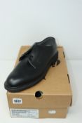 One men's as new Altama Uniform Oxford black shoes size 9C.