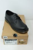 One as new Dr Martens 1461 Y Mono Leather shoes size UK 5.