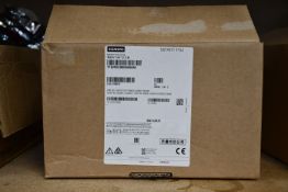 A boxed as new Siemens 6DR5510-0NG02-0AA0 SIPART PS2 Smart Electropneumatic Positioner For Pneumatic