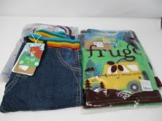 Two kids' as new Frugi Alfie Raglan Top Glen Green Truck size 6-7 y. Two kid's as new Frugi Cody