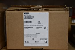 A boxed as new Siemens 6DR5510-0NG02-0AA0 SIPART PS2 Smart Electropneumatic Positioner For Pneumatic