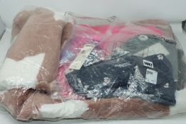 One as new Flair Rugs Pick N Mix Twinkle Candy Floss Pink Rug (90x150 cm). One as new Joules