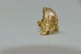 One as new Alighieri Il Leone chapter II gold ring.