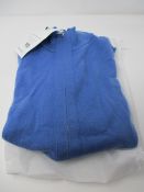 One pre-owned Malo blue cashmere knitted zip up sweater size 48.