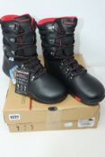 One as new Feelmax Kuuva black size UK 5.5 (KU39BK).